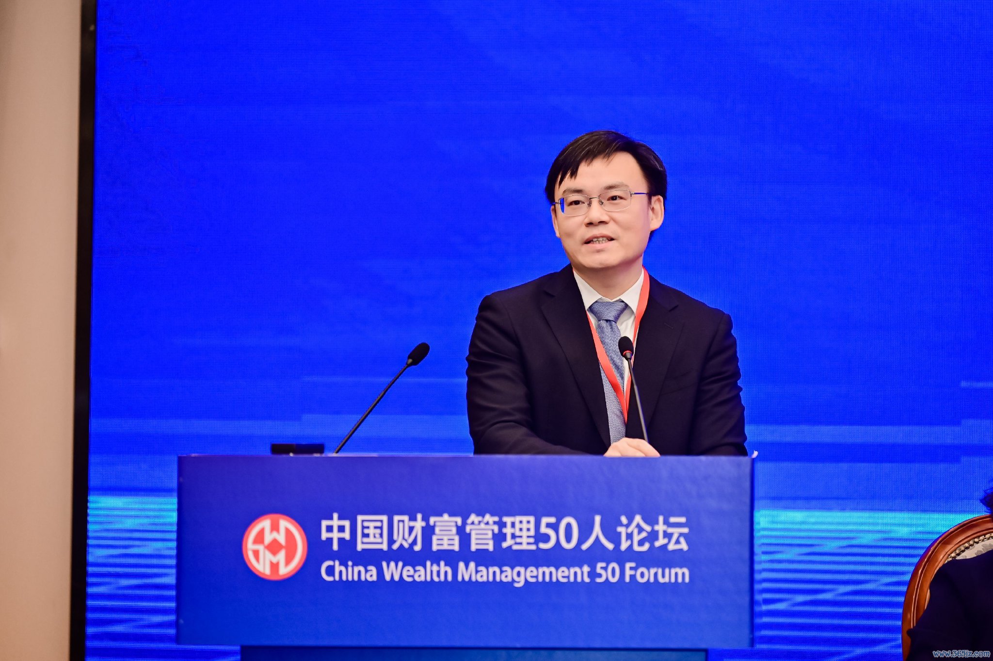 华润信托总司理胡昊